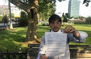 (Özel) Şehir hatları vapurunda yer kavgası: Kemancıyı...