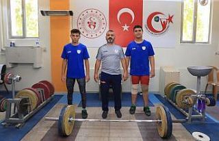 Pamukkaleli halterciler Türkiye Şampiyonası’na...