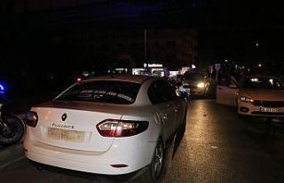 Polisten kaçan alkollü sürücü 2 kilometre kovalamanın...