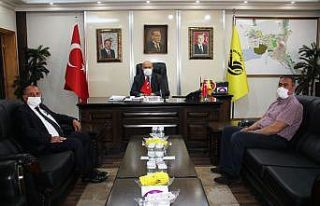 PTT Başmüdüründen Başkan Pekmezci’ye ziyaret