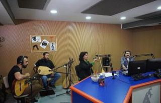 Radyo Angara’da sazla sözle ‘Yürekten Dile’