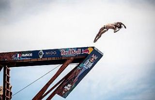 Red Bull Cliff Diving Fransa’da başladı