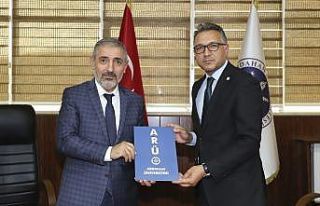 Rektör Aksoy: “YÖK Anadolu Projesini işaret fişeği...