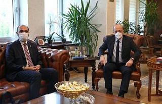 Rektör Türkmen, Çalışma ve Sosyal Güvenlik Bakanını...