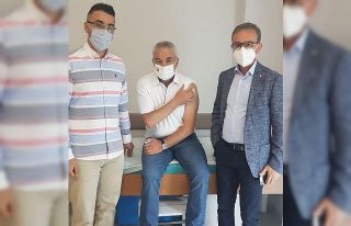 Rıza Çalımbay, korona virüs aşısı oldu