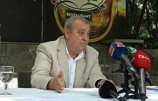 Saffet Akarsu, Bursaspor Divan Kurulu Başkan adaylığını...