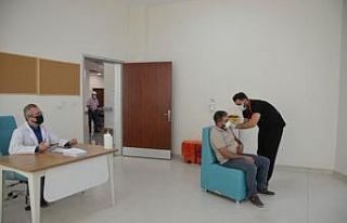 Sağlık Bakanı Koca: "Düğünden önce, aşı...