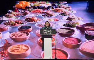 Şahin Gastroshow açılış programına katıldı