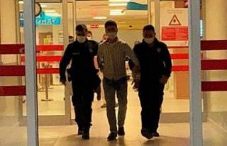 Sahtesi, gerçek polise yakalandı