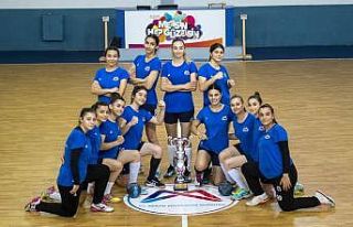 Şampiyon hentbolcular, 1. Lig hazırlıklarına başladı