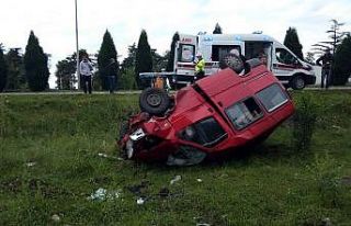 Samsun’da minibüs takla attı: 1 yaralı