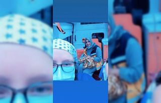 Sancıları başlayan kadın hastaneye kaldırılırken...