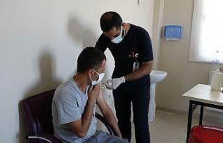 Şanlıurfa’da isteyen herkes anında aşı olabiliyor