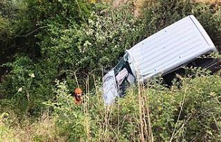 Şanlıurfa’da kamyonet ile otomobil çarpıştı:...