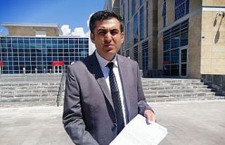 Seçimi kura ile kaybeden muhtar adayı, oyların...