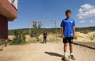 Şehitkamil Belediyesi, genç futbol tutkununa duyarsız...