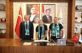 Serik Belediyespor Atakan Cangöz ile yeniden anlaştı