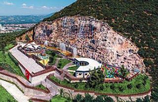 Seyir Tepesi Şehir Ormanı kapılarını yeniden...