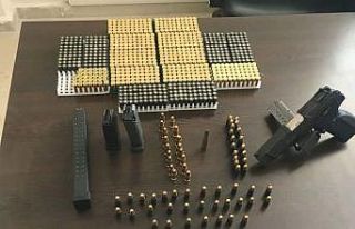 Silah kaçakçılarına 3 ilde eş zamanlı operasyon:...