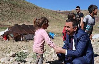 Silah sesleri yerine insan sesleri yankılanıyor