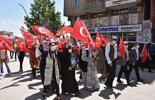 Şırnak’ta terör mağduru aileler HDP İl Başkanlığı...