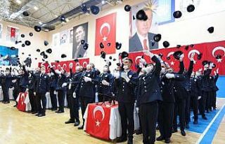 Sivas Polis Meslek Eğitim Merkezi 26. Dönem mezunlarını...