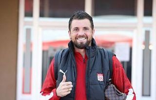 Sivasspor’da Claudemir takımda kalacak!