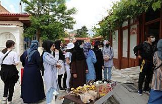 Sivrihisar ziyaretçilerini ağırlamaya devam ediyor