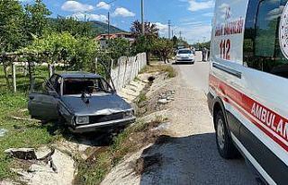 Su kanalına uçan otomobilde 3’ü çocuk 5 kişi...