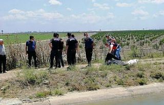 Sulama kanalına uçan araçtaki 2 kişinin cesedi...