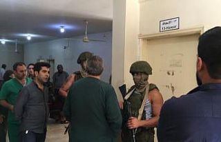 Suriye’de Rus askeri aracının geçişi sırasında...