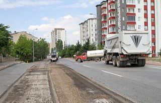 Talas Çimenli Caddesi’nde yenileme çalışması