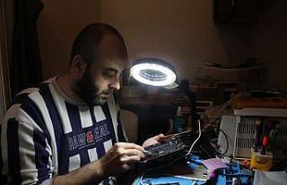 Talebe yetişmek için geç saatlere kadar çalışıyorlar