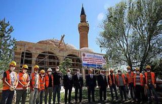 Tarihi Akkoyunlu mirası, Ferahşad Bey Camii’nde...