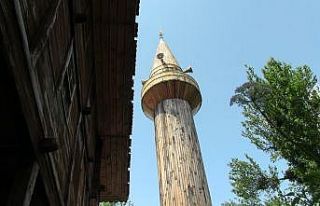 Tarihi cami minaresine 171 yıl sonra kavuştu