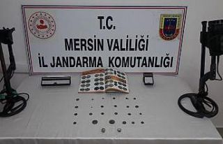 Tarihi eser kaçakçılığı yapan 2 kişi yakalandı