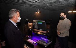 Tarihi Tepebağ Evleri’nde Startup Kafe açıldı