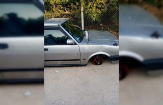 Tarsus’ta çalınan araba parçalanmış halde bulundu