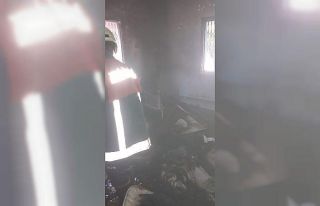 Tarsus’ta çıkan yangında ev kullanılamaz hale...