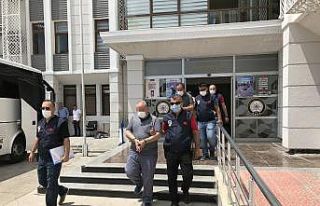 Tatlıcıyı dolandıran sahte kamu görevlileri tutuklandı