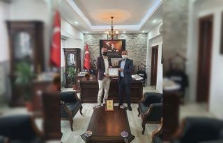 Tayini çıkan Başhekime teşekkür belgesi
