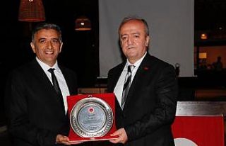 Tayini çıkan başsavcı, savcı ve hakimlere veda...