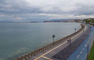 Tekirdağ’da salya gitti deniz cam gibi