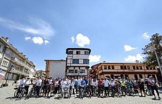 Teknik Kolej sağlık için pedalladı