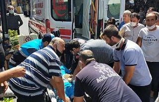 Temizlik görevlisini bıçaklayan saldırganı trafik...