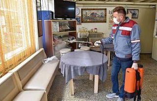 Tepebaşı’nda kıraathaneler dezenfekte ediliyor