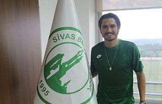 Timur Kosovalı, Sivas Belediyespor’a transfer oldu