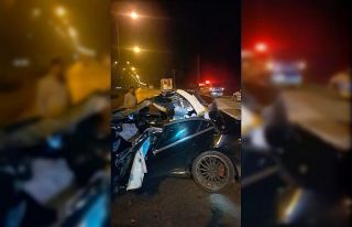 Tıra otomobil çarptı: 1 ağır yaralı