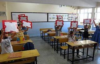 Tokat’ta öğrencilerin karne heyecanı