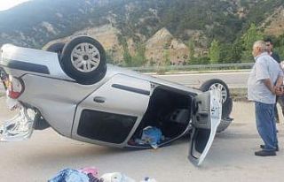 Tokat’ta otomobil devrildi: 4 yaralı